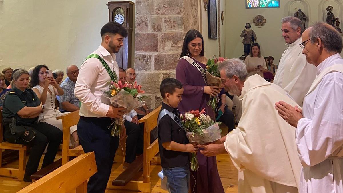 Vecinos de Pajares de la Lampreana veneran a la Virgen del Templo desde la infancia