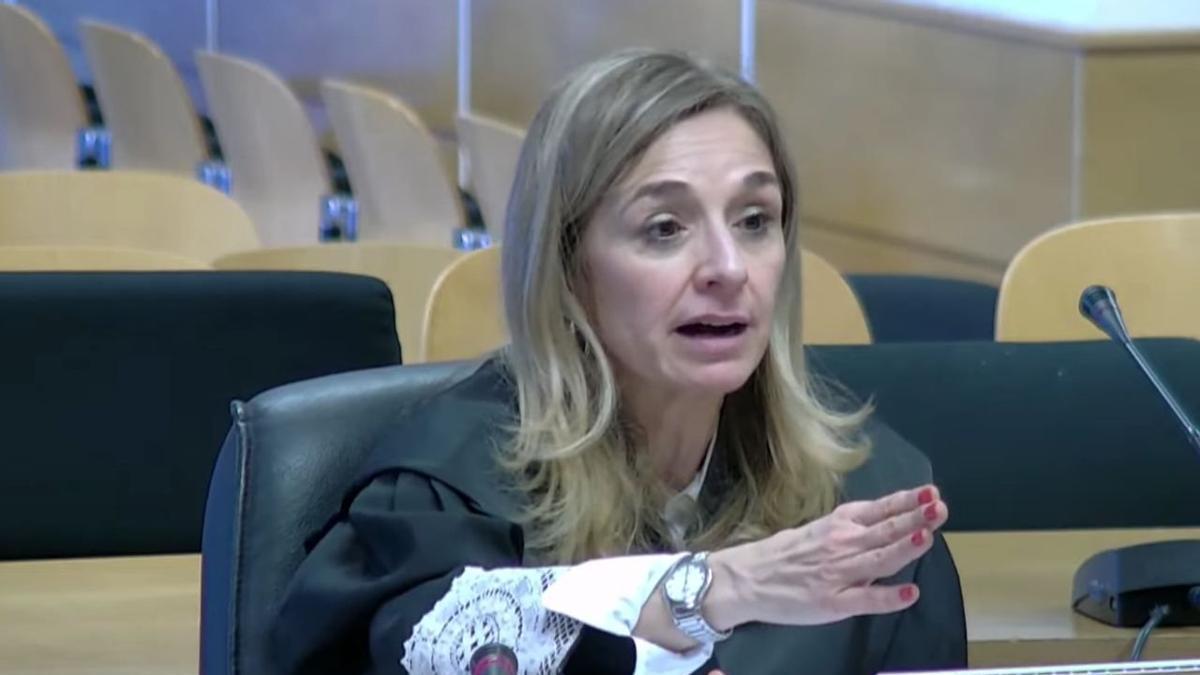 Fiscal investiga financiamiento de Plus Ultra con capital venezolano