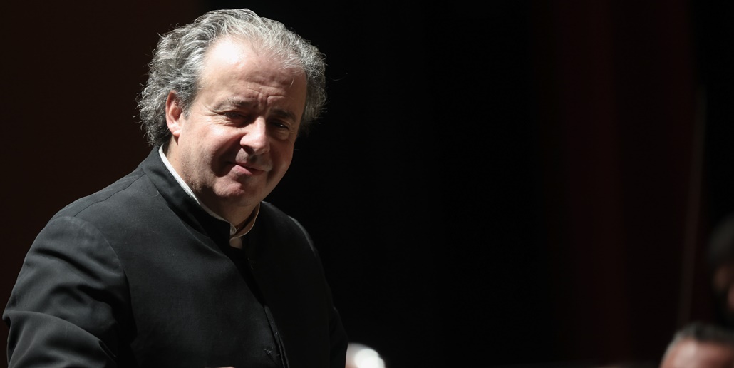 Juanjo Mena renuncia a volver al podio tras despedida en Quincena Musical
