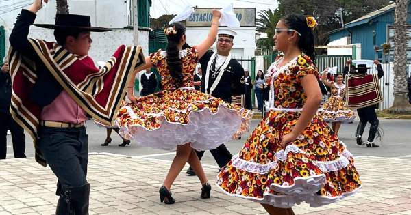 Fiestas Patrias en Tongoy incluyen desfile y show ranchero