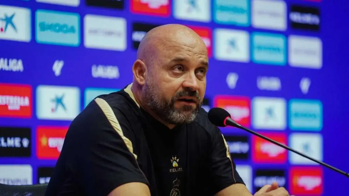 Manolo González: preferible jugar con 10 que con 7