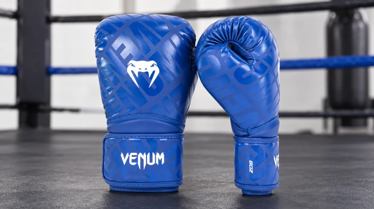 Guantes de boxeo Venum para niños en oferta