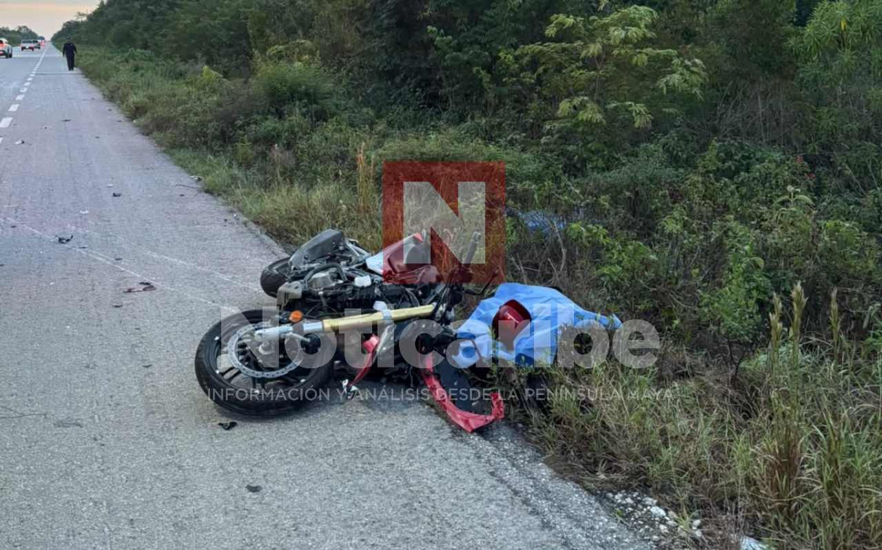 Mueren dos motociclistas en accidente en carretera 307 cerca de Tres Reyes
