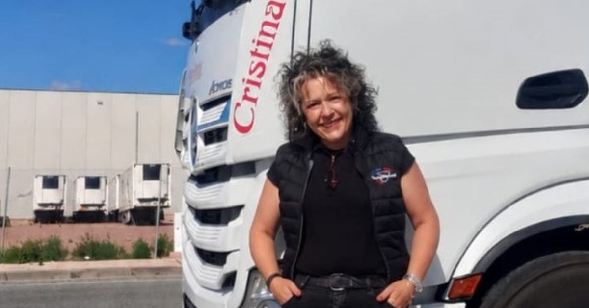 Inmaculada Román, pionera andaluza del transporte de camión, pide más seguridad