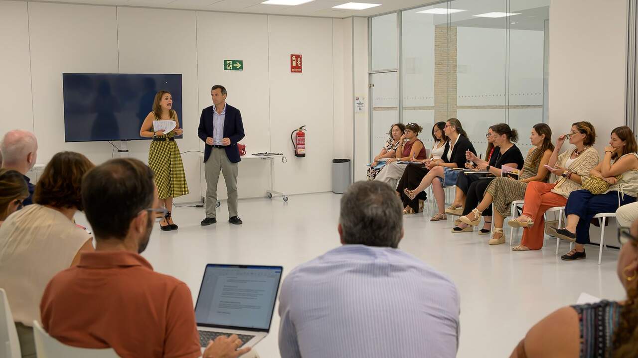 Depósitos de Tabaco albergarán Feria de Empleo en Cádiz en noviembre