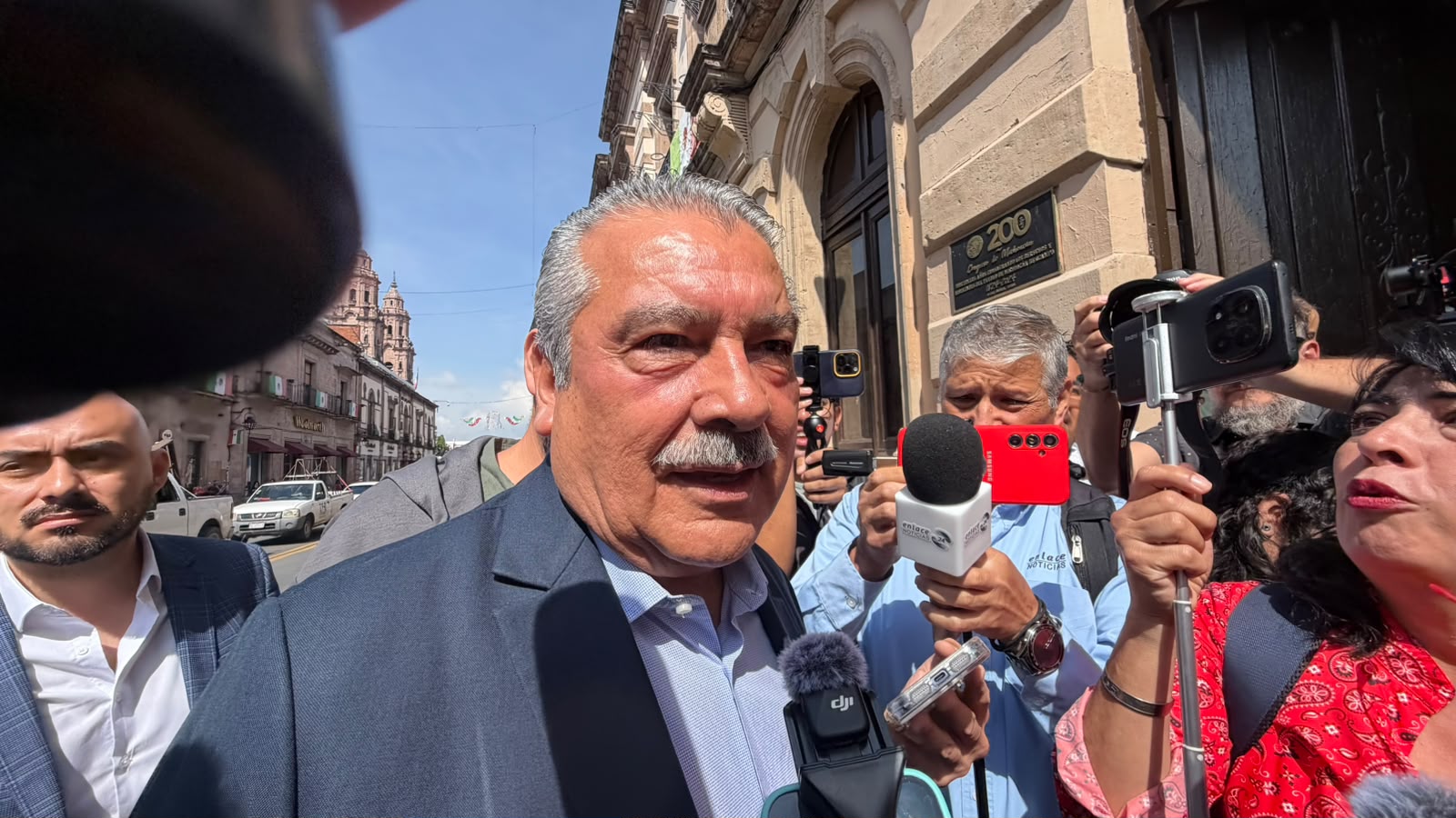 Morón rechaza diálogo con Torres Piña y dirigencia de Morena