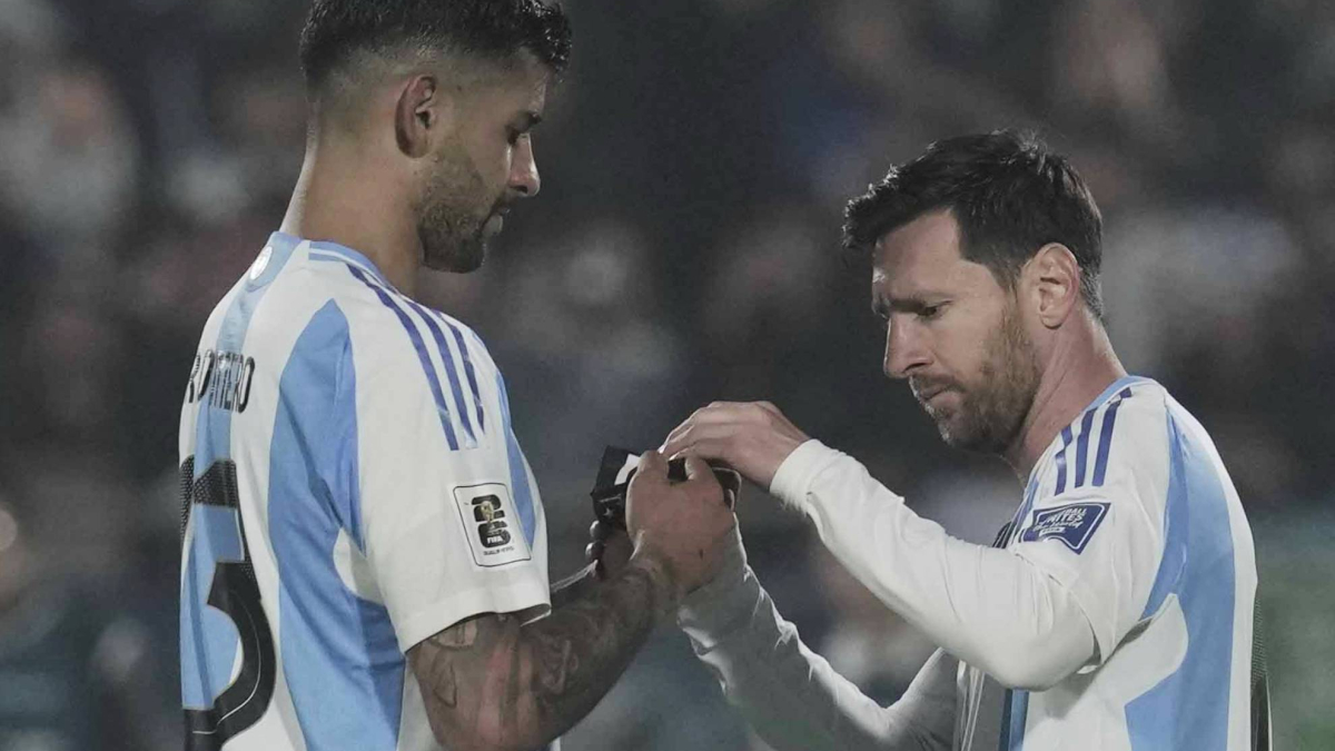 Cuti Romero postula a Messi para el Balón de Oro