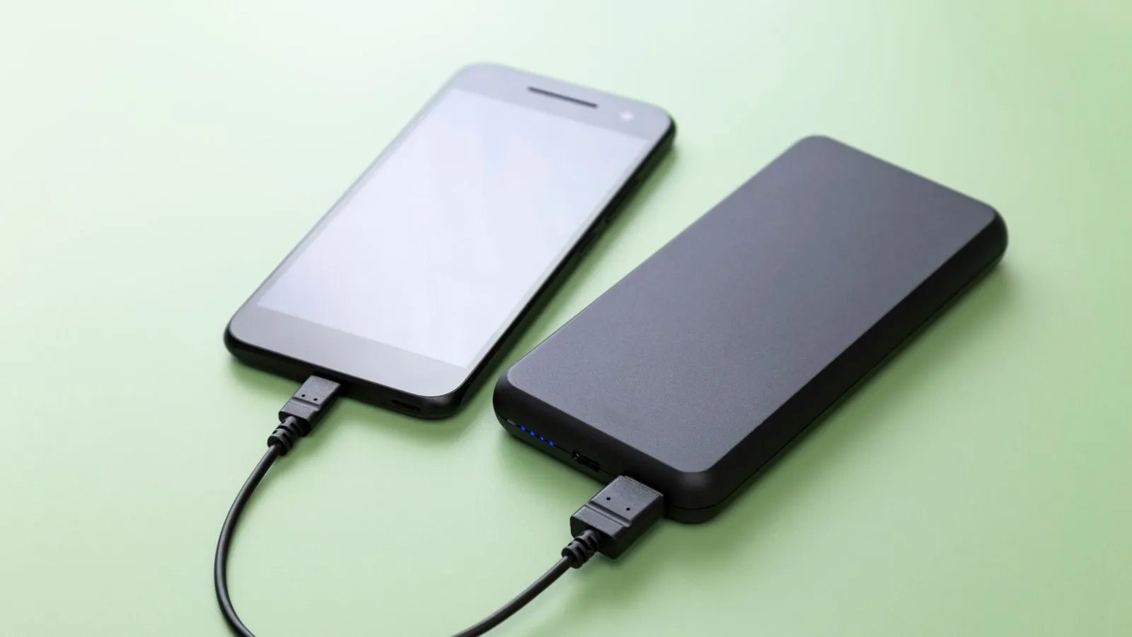 Colas en Lidl por batería externa de 20,000 mAh a 14.99 €