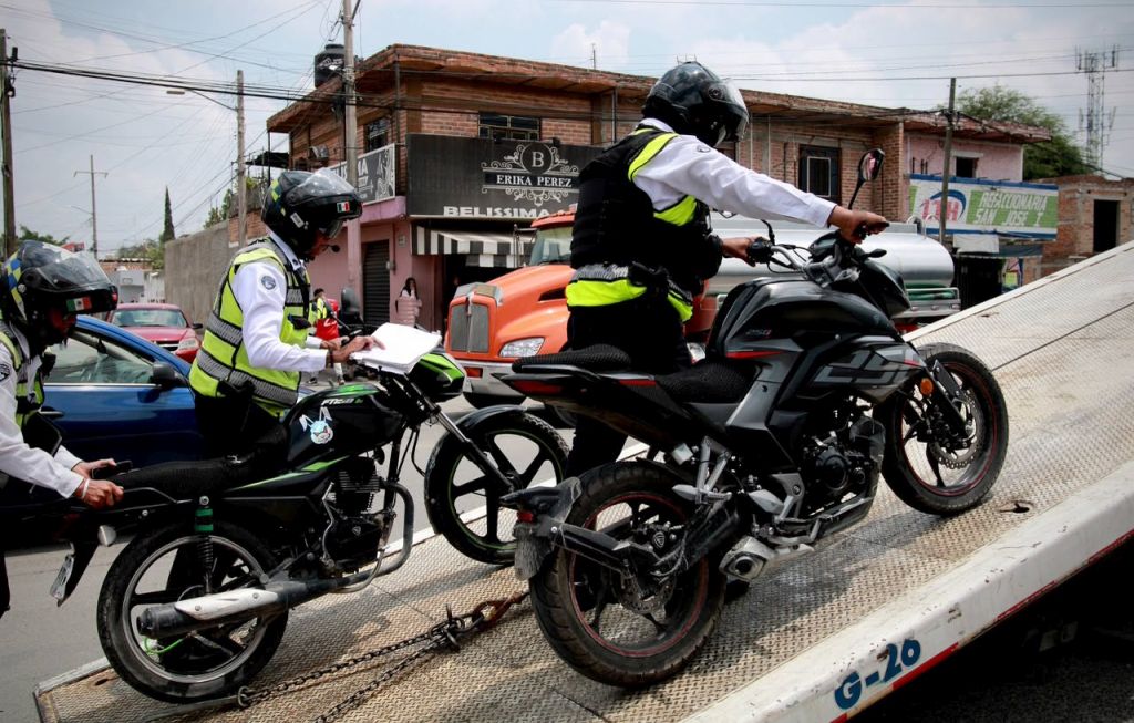 Seguridad Jalisco alerta sobre riesgos del transporte en moto por aplicación