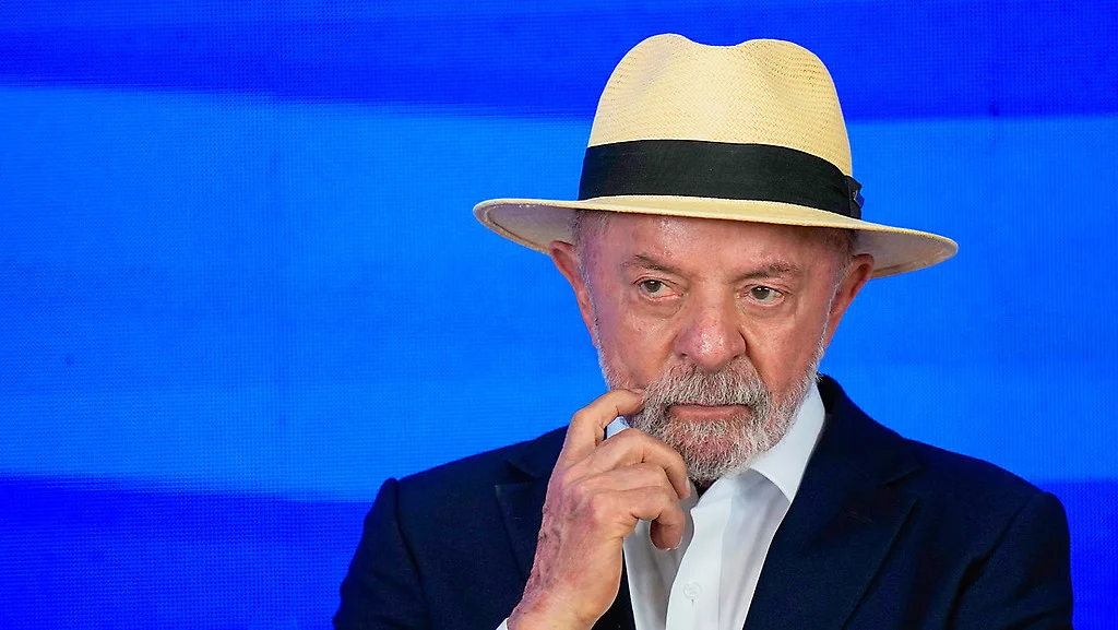 Lula mantiene ventaja estrecha sobre Bolsonaro en elecciones de Brasil