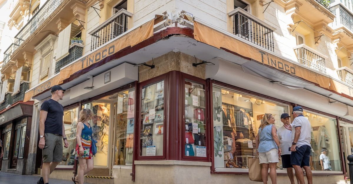 Supermercados llegan al centro histórico de Cádiz