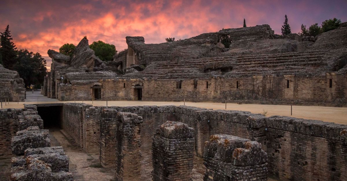 Visitas guiadas gratuitas a Itálica para recibir el otoño