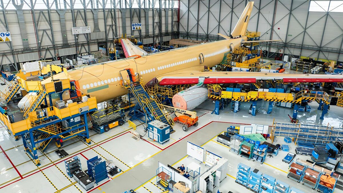 Marruecos recibe primer avión militar C295 ensamblado por Airbus en España
