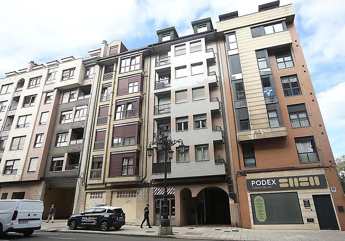 Juez ordena prisión para detenido por apuñalar a su pareja en Oviedo