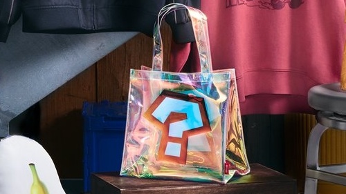 Nintendo presenta nueva bolsa inspirada en cajas de objetos de Mario Kart