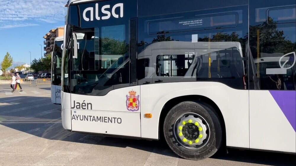 Huelga de autobuses en San Lucas con servicios mínimos del 50%