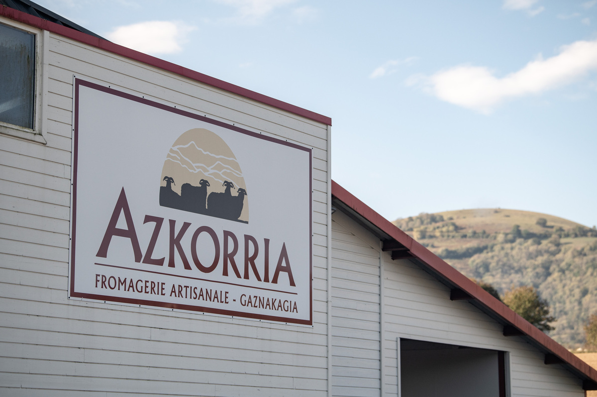 Azkorria cooperativa, 20 años apoyando otra producción láctea
