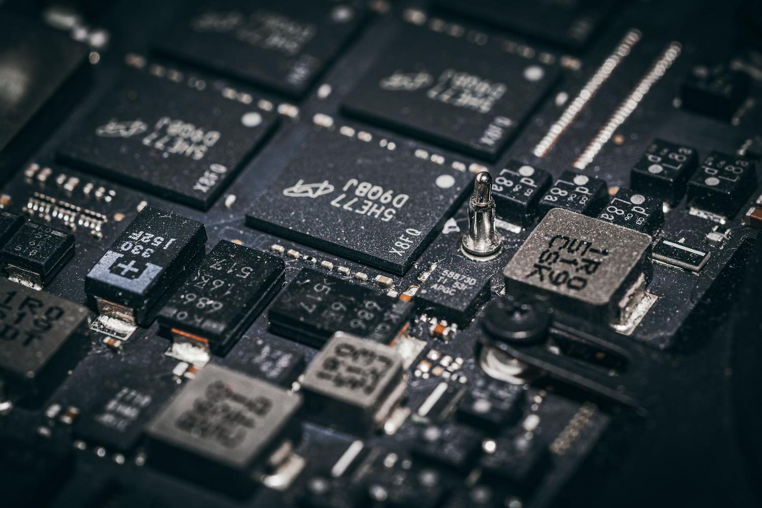 Frecuencia de GDDR7: velocidades, PAM3 y ancho de banda