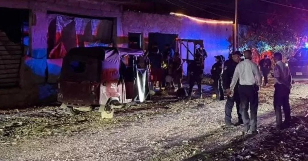 Tres mototaxistas son atacados en Cancún