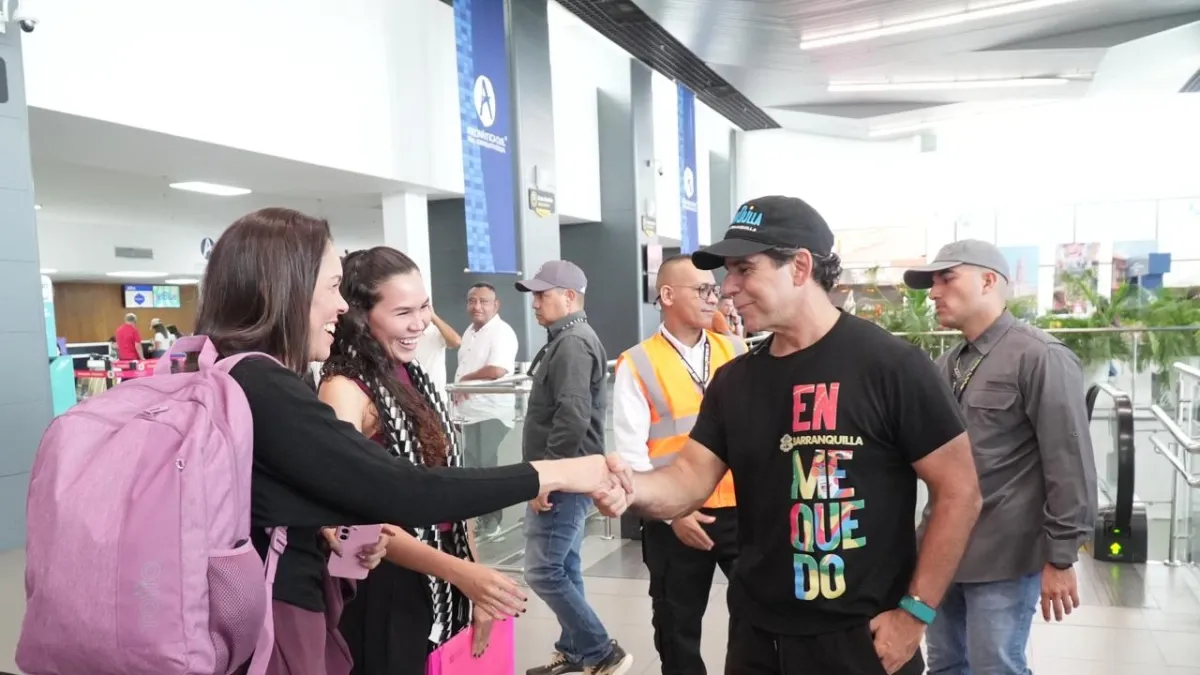 Alejandro Char diagnostica daños y avances en aeropuerto Cortissoz