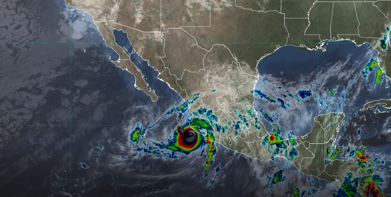 Huracán Simón cambia de rumbo y afectará fuertemente a Jalisco
