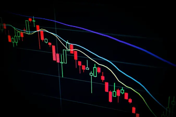 Gestoras alertan que deuda de Francia amenaza a la banca del Ibex 35