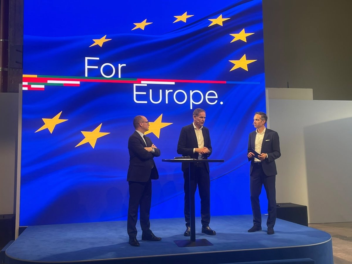 Blume (Volkswagen) pide regulación europea de CO2 acorde al mercado
