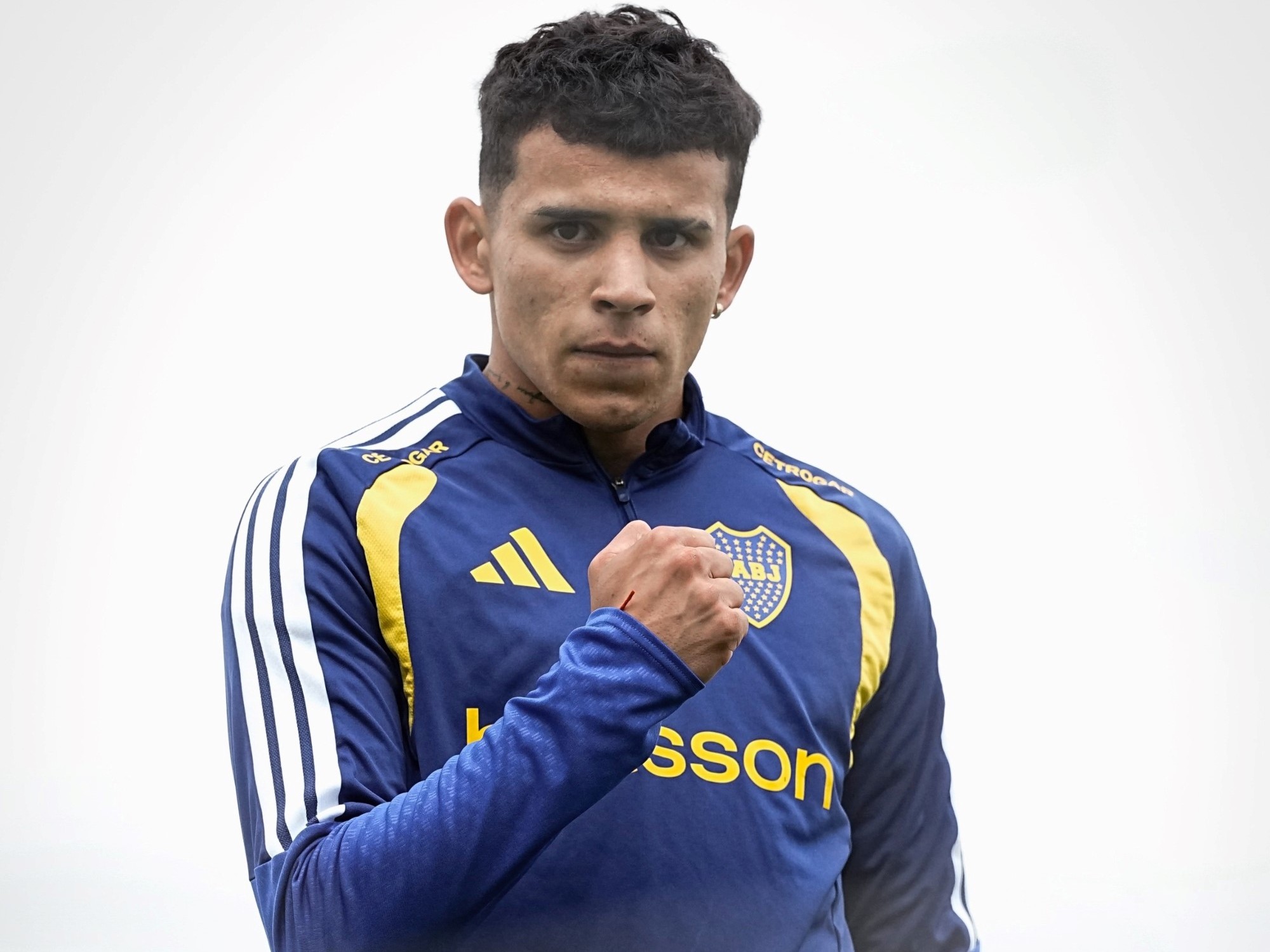 Ídolo de Boca comenta sobre Leonel Flores: "A veces exagera"