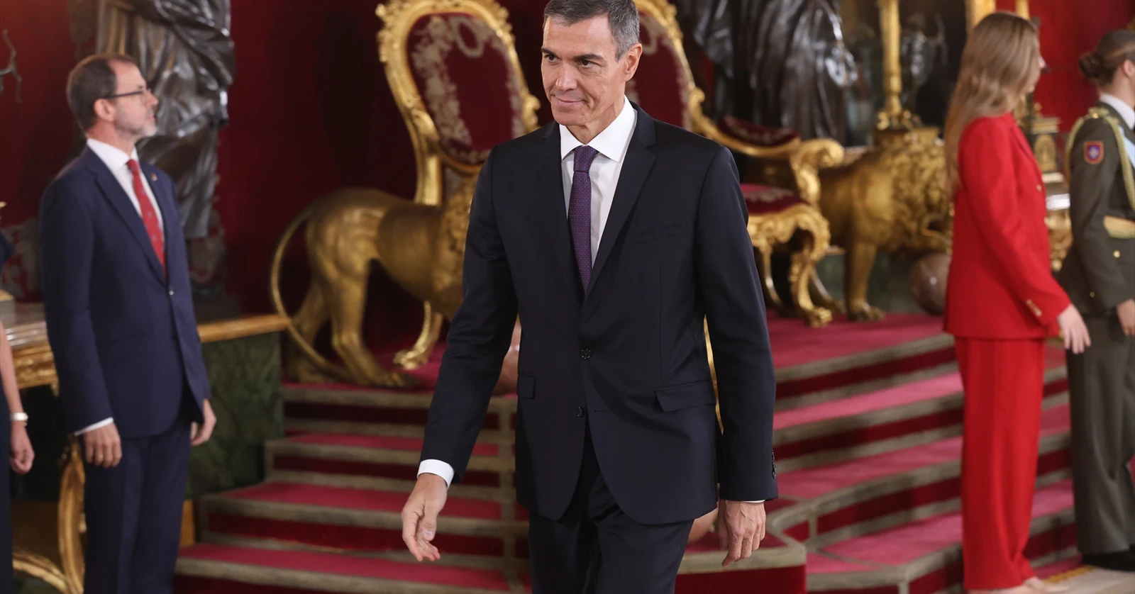 Sánchez reconoce incursión de naves marroquíes en aguas españolas