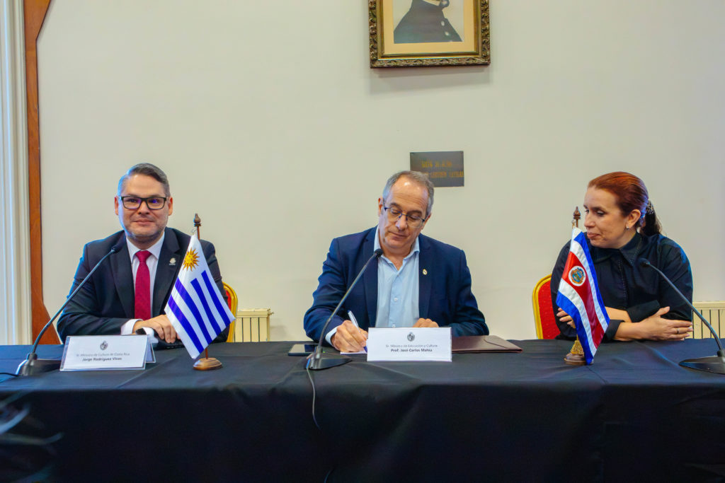Uruguay será país dedicado en Festival Iberoamérica Teatral 2027