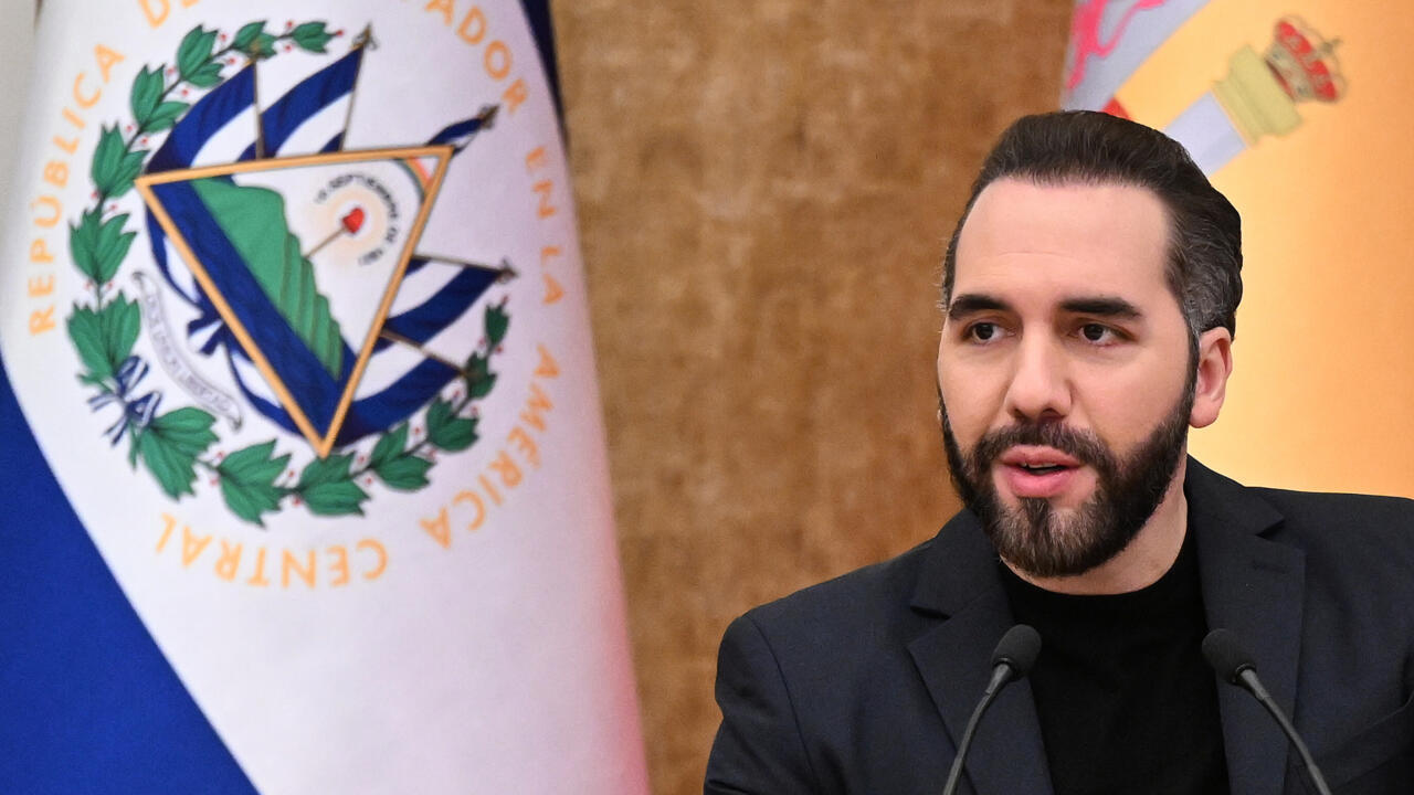 Bukele considera liberación anticipada de presos antipandillas