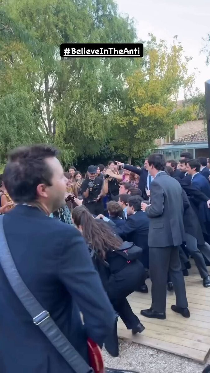 Opinión sobre comportamiento en una boda