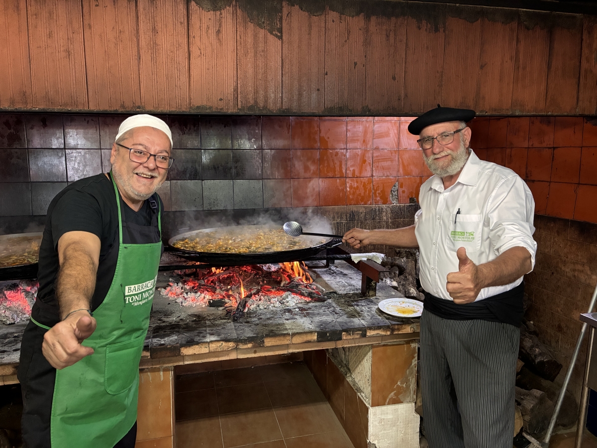 Reportaje sobre la última paella tradicional en l’Horta