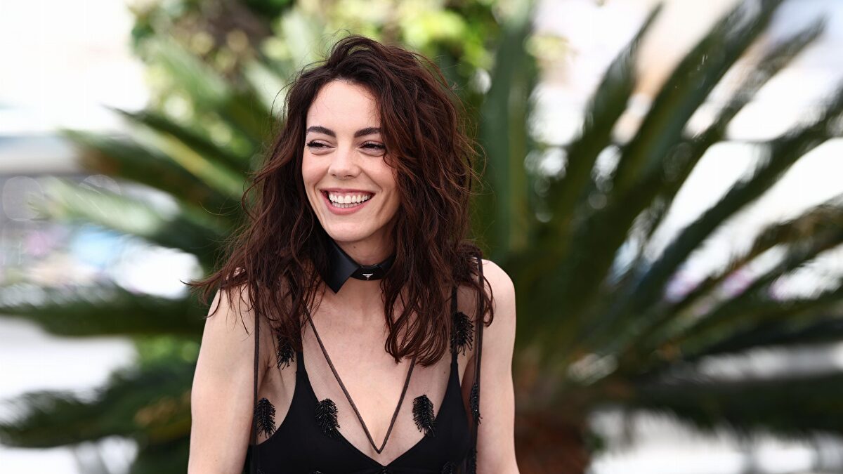 Victoria Luengo avanza de 'Antidisturbios' a Cannes