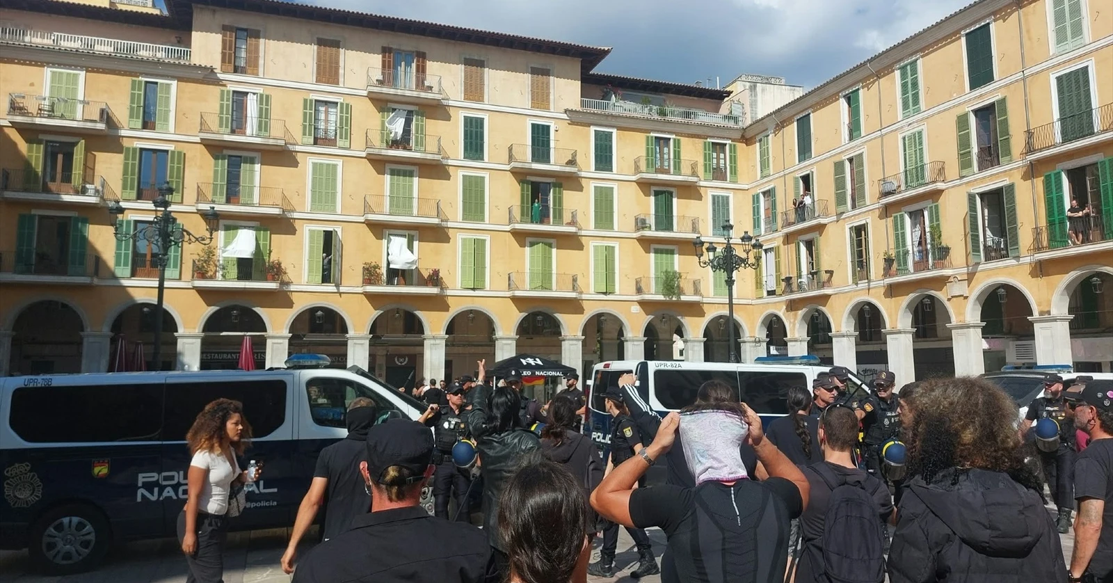 Cargas policiales en Palma de Mallorca durante protestas