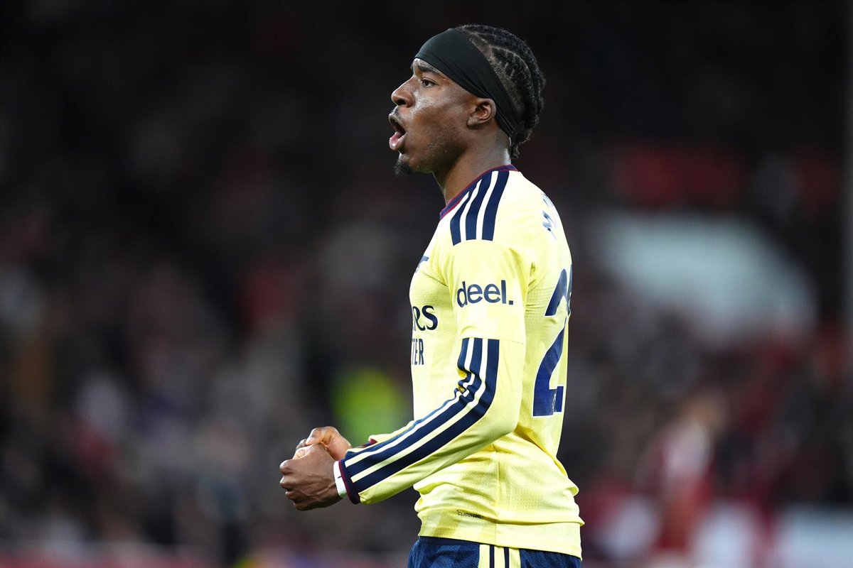 El Arsenal vence al Forest y el Manchester United mantiene bajo rendimiento