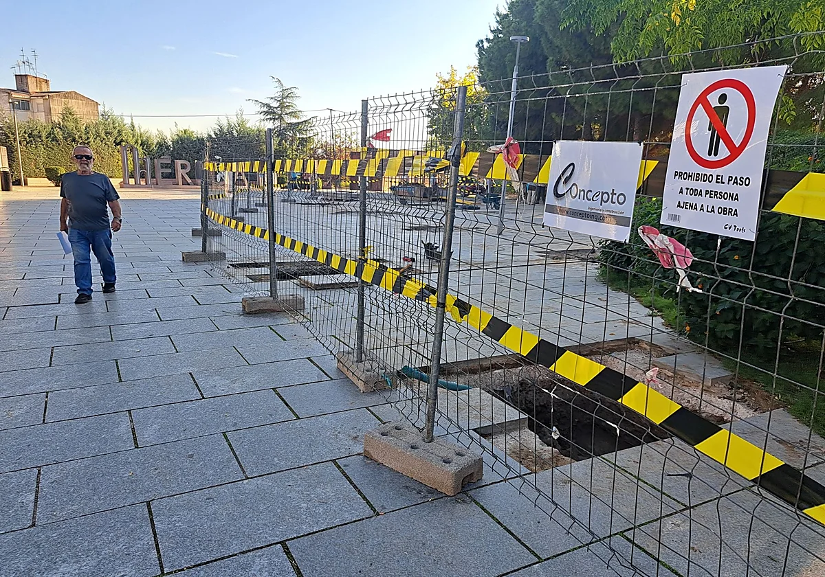 Inician obra para entoldar la plaza de Margarita Xirgu en Mérida
