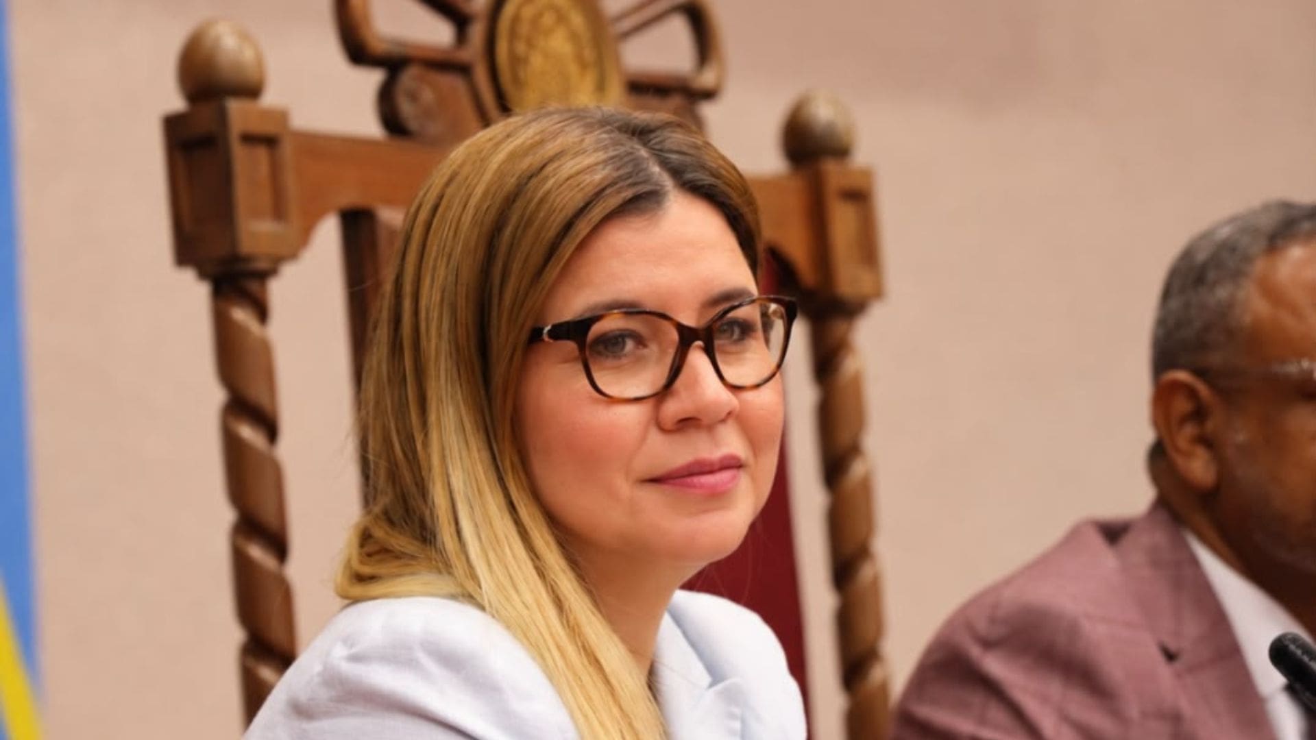Jennifer Arends-Reyes destaca inversión en jóvenes de Aruba