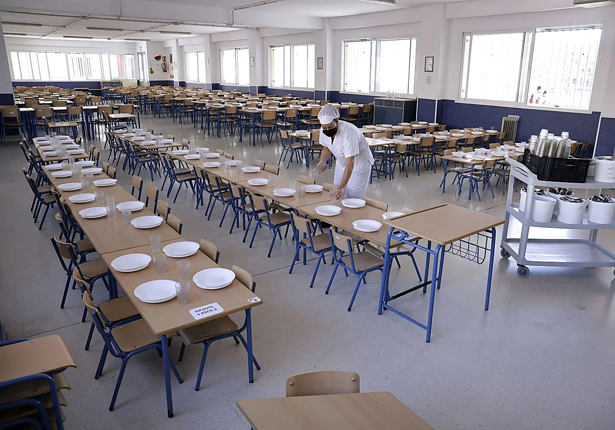 Padres protestan contra menús escolares con huelga de comedor en Málaga