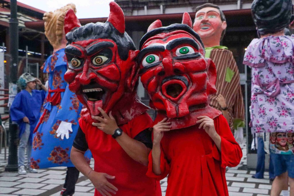 Mascaradas y cimarronas celebran su día con actividades nacionales