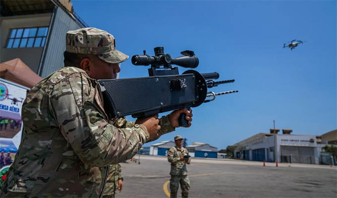 Fuerza Aérea desplegará sistema antidron para seguridad del papa León XIV