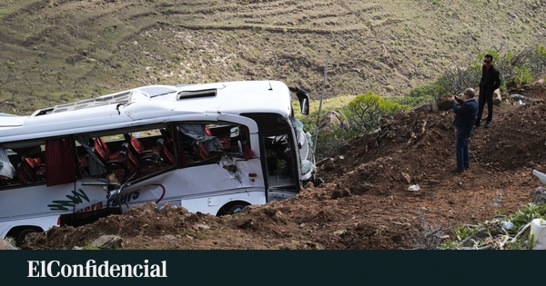 Bomberos descartan más afectados en accidente de autobús