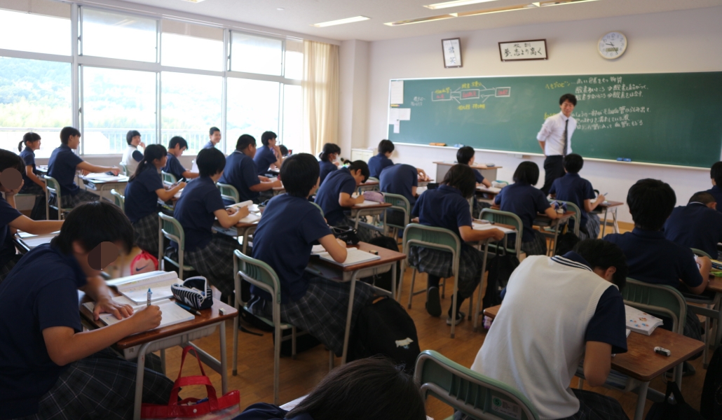 Barreras en la educación de niños extranjeros en Japón