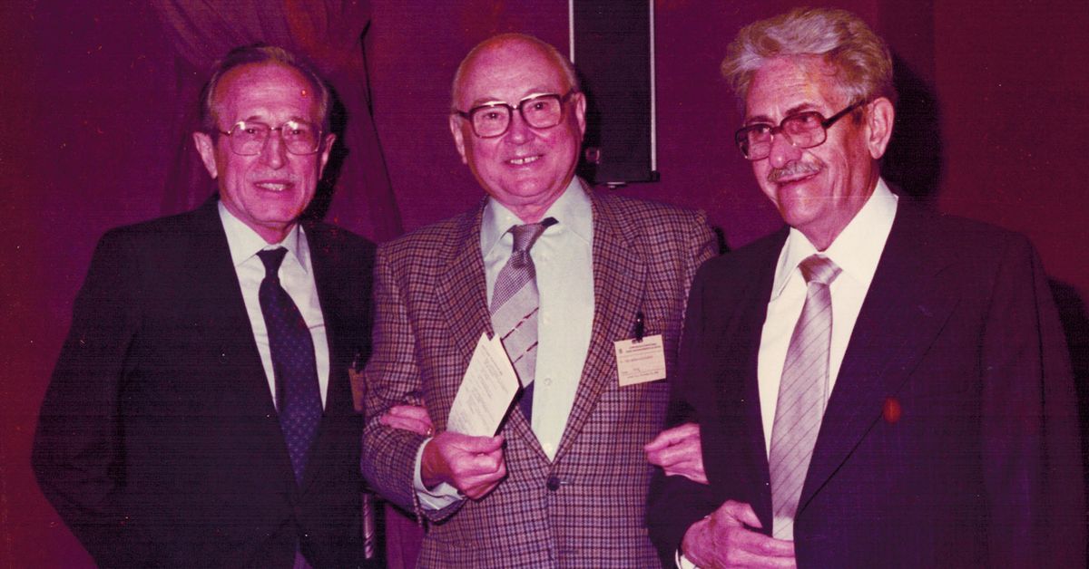 Doctor Morón Salas, pionero de la medicina en Sevilla en 1962
