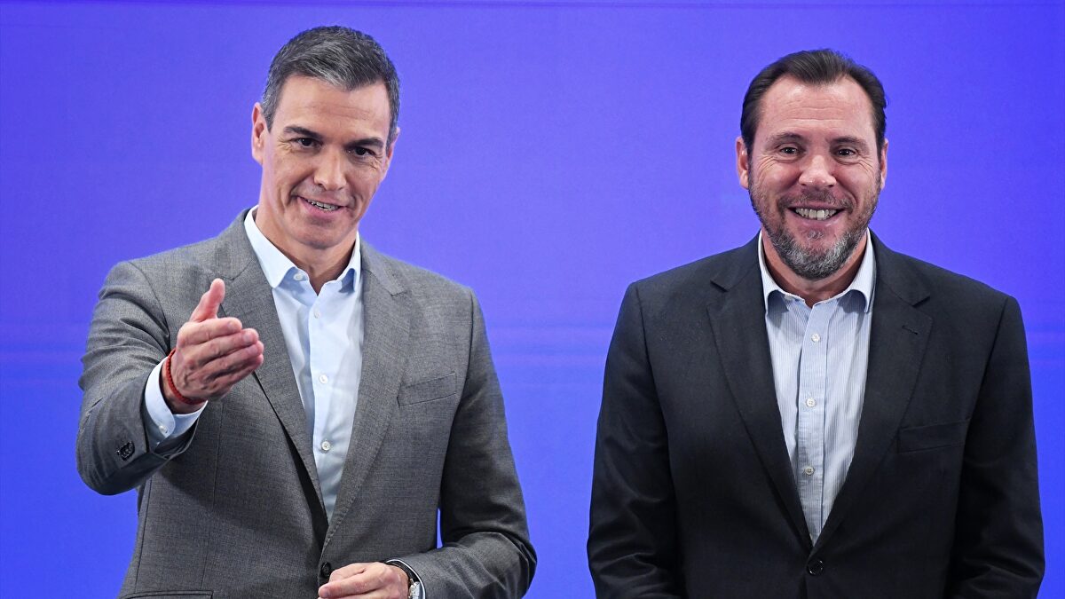 Voces del PSOE piden dimisión de Puente tras tragedia ferroviaria