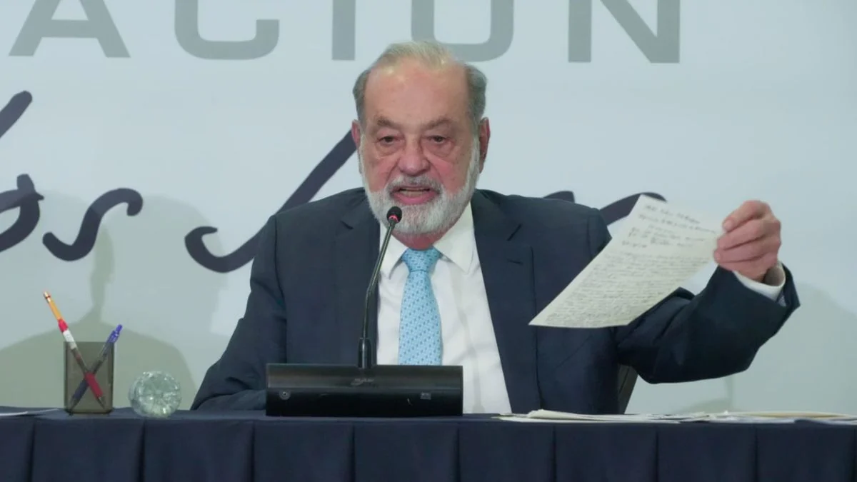 Petróleo sube y Carlos Slim vende acciones por 1,150 mdd