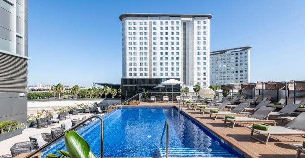 Bankinter Investment lanza OPA por el 100% de Atom Hoteles, dueño del Meliá Valencia